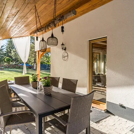Country House Villa *